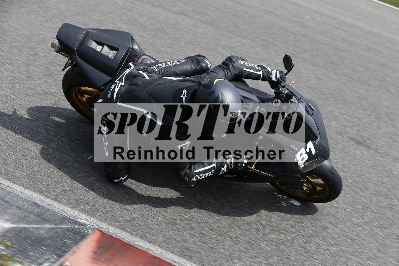 /Archiv-2024/29 12.06.2024 MOTO.CH Track Day ADR/Gruppe blau/81